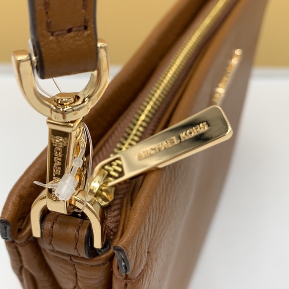 MICHAEL KORS LARGE TRIPLE XBODY BAG LUGGAGE COLOR - Picture 5 of 16